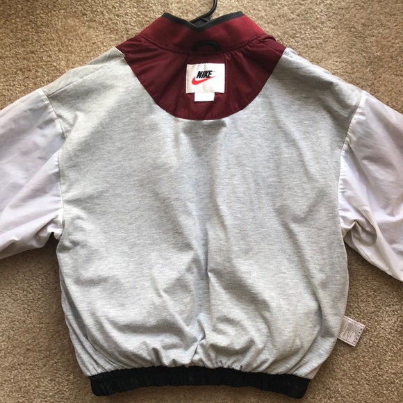 COPY - Women’s VINTAGE Nike Black/Maroon Windbreaker Jacket sz M (8-10) - Picture 12 of 16